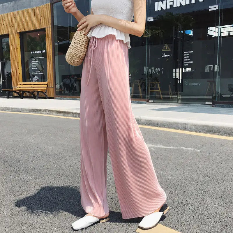 Women's Pleated Wide-Leg Trousers