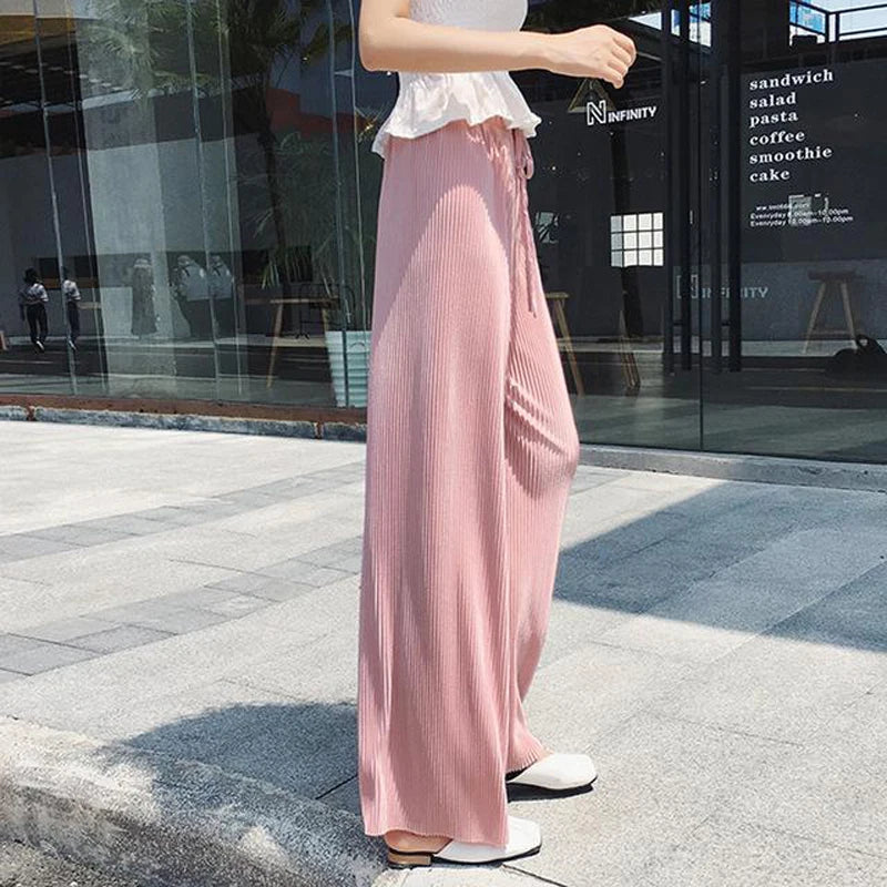 Women's Pleated Wide-Leg Trousers